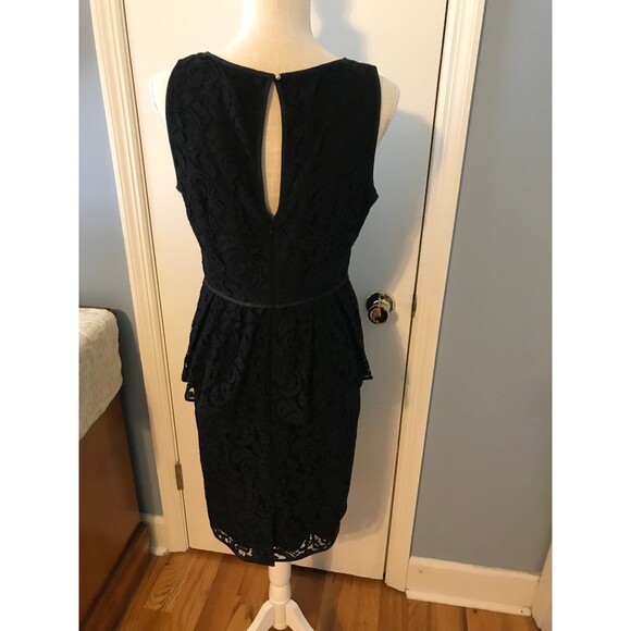Banana Republic Black Lace Sleeveless Mini Dress with Open Back Size 8 NWOT - Picture 6 of 10